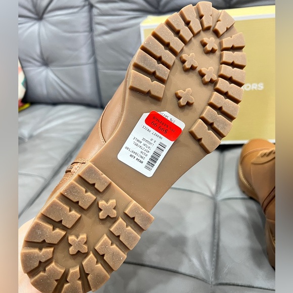 NEW Size 8 MICHAEL KORS Rory Luggage Leather Gold Logo Combat Boots Hiking - Picture 4 of 7